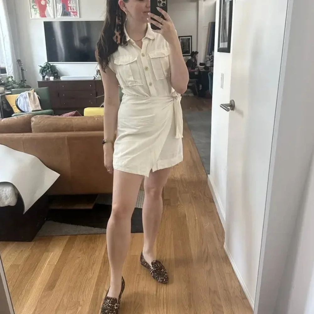Derek Lam Beige Apron Wrap Mini Dress SIZE 4 Linen Designer Work Safari $365 - Picture 10 of 16